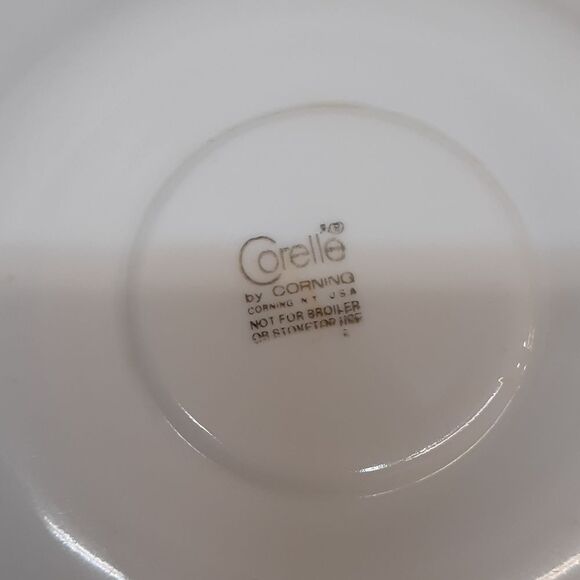 6 pc. Corelle "Woodland" pattern saucers. - Picture 4 of 5